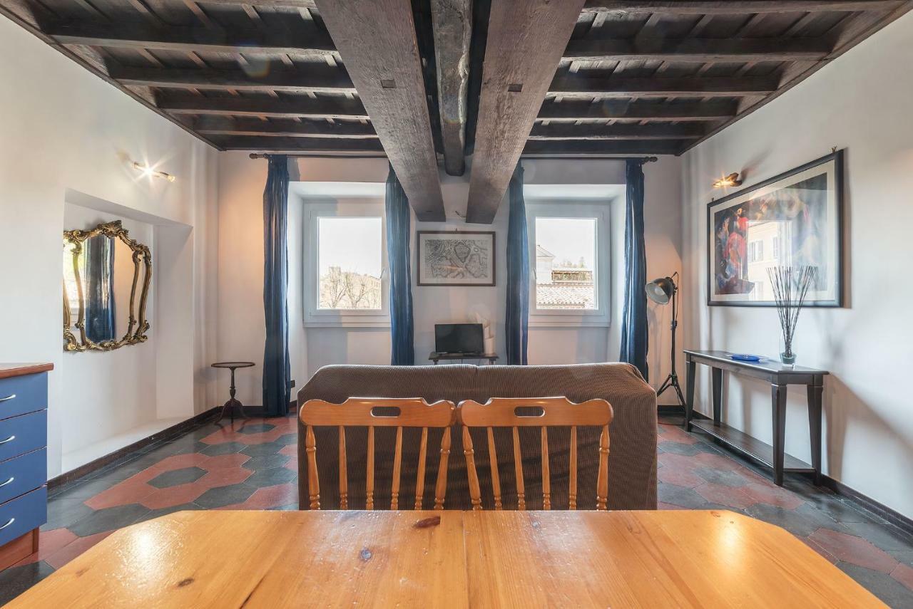 Colosseo & San Clemente Cozy Flat روما المظهر الخارجي الصورة